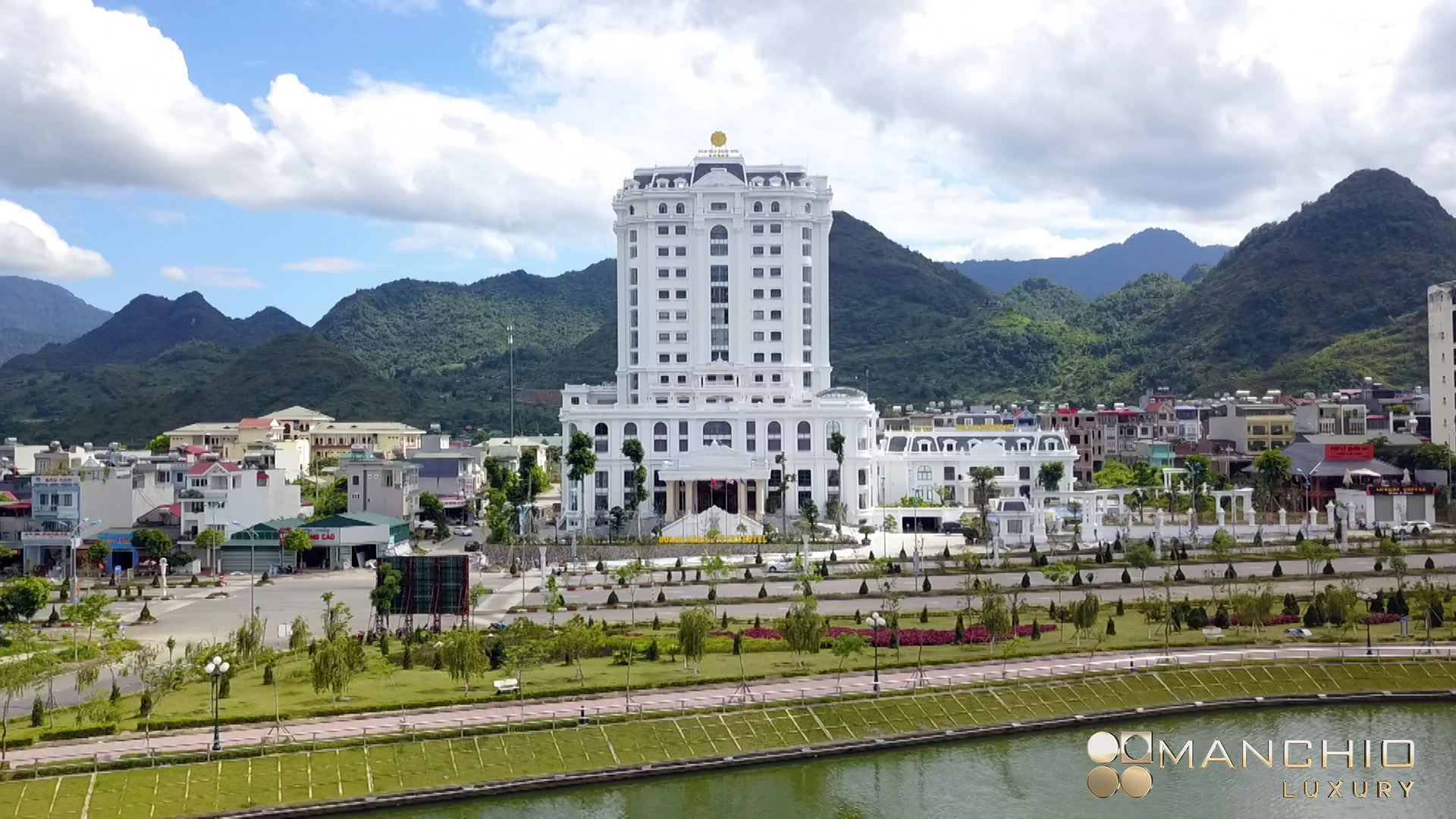1636772330 Hoang Nham Luxury Hotel Lai Chau Province